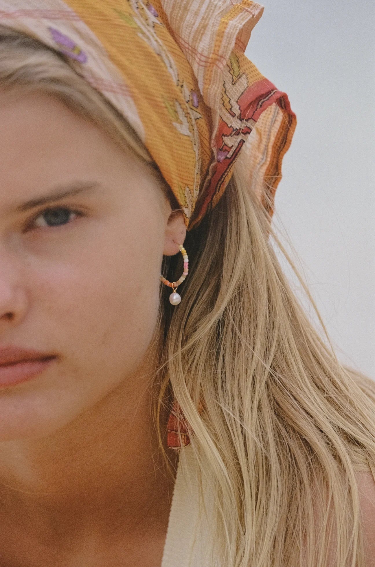 Anni Lu - Rainbow Nomad Hoop